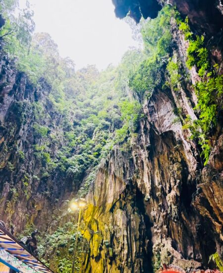 Malaysia Travel Itinerary 8 Days budget travel batu caves things to in kuala lumpur